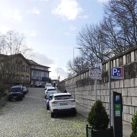 Casa Da Chica - Oliveira Apartmento 2º Drt * Гимарайнш
